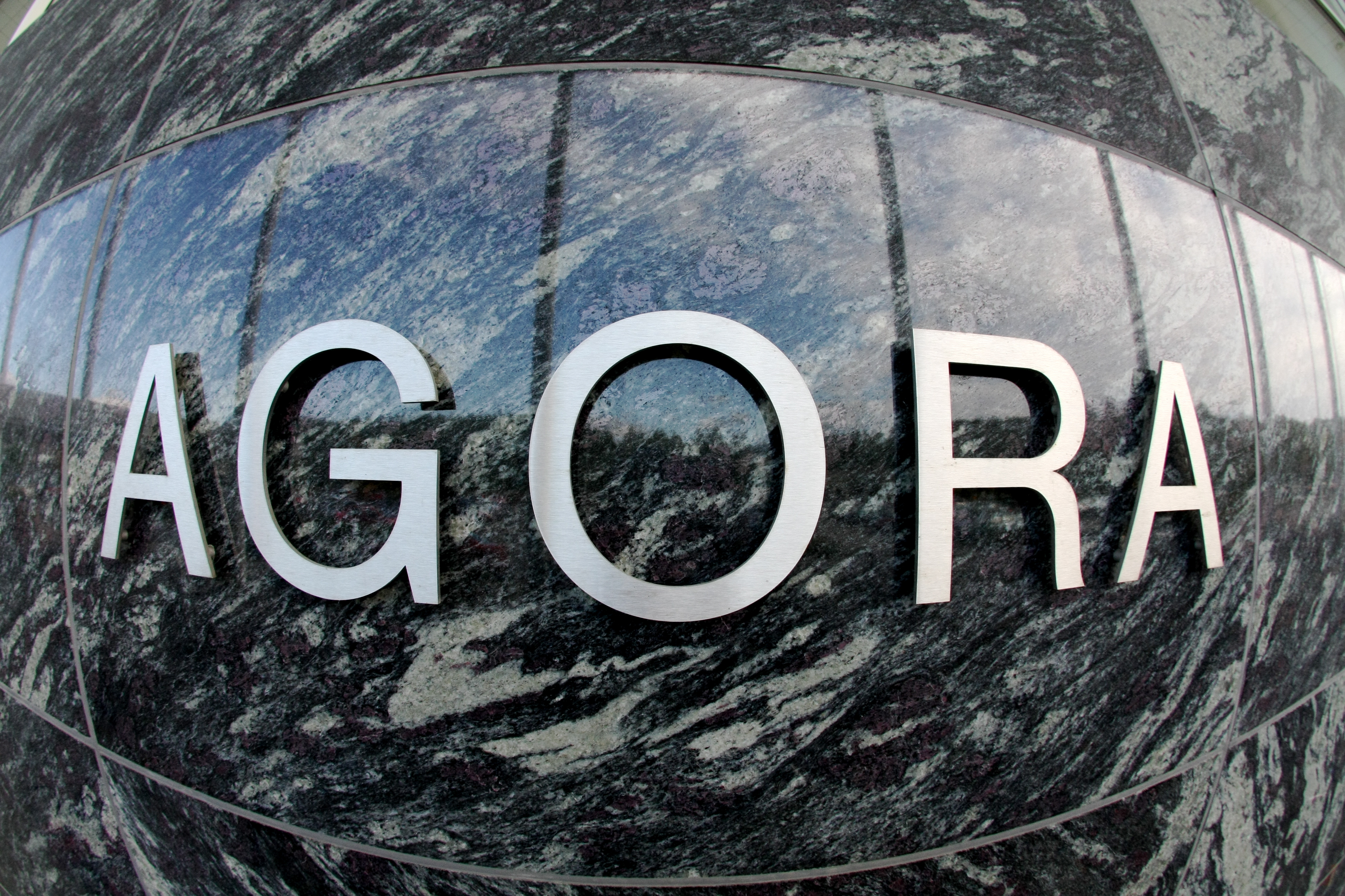 Agora